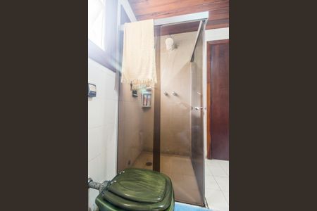 Casa de condomínio à venda com 220m², 3 quartos e 3 vagas Casa de condomínio à venda com 220m², 3 quartos e 3 vagasBanheiro Social