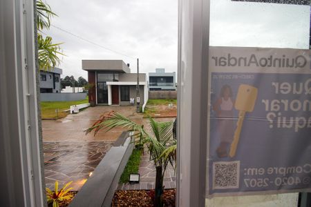 Casa de condomínio à venda com 96m², 3 quartos e 2 vagas Casa de condomínio à venda com 96m², 3 quartos e 2 vagasPlaquinha