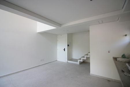 Apartamento à venda com 68m², 2 quartos e 2 vagasSala/Cozinha