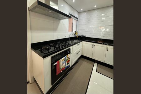 Apartamento à venda com 105m², 3 quartos e 2 vagas Apartamento à venda com 105m², 3 quartos e 2 vagasCozinha