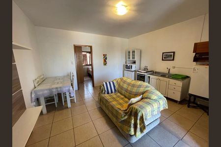 Casa à venda com 200m², 3 quartos e 1 vagaCobertura/Sala