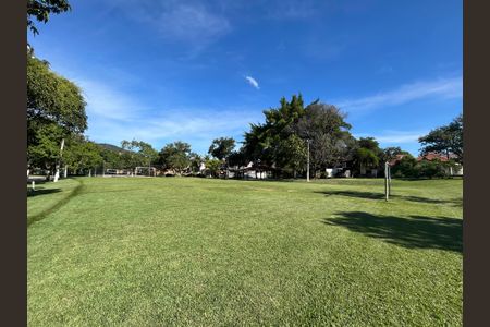 Casa de condomínio à venda com 219m², 3 quartos e 1 vaga Casa de condomínio à venda com 219m², 3 quartos e 1 vagaÁrea comum - Campo