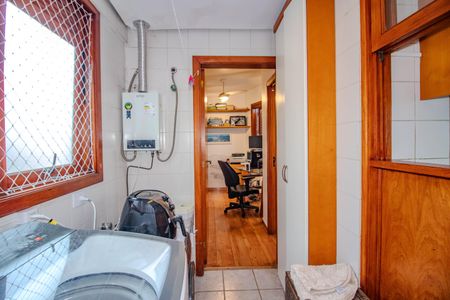 Apartamento à venda com 134m², 3 quartos e 2 vagas Apartamento à venda com 134m², 3 quartos e 2 vagasCozinha e Área de Serviço