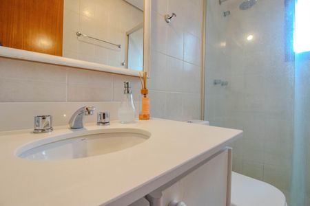 Apartamento à venda com 134m², 3 quartos e 2 vagas Apartamento à venda com 134m², 3 quartos e 2 vagasBanheiro Social