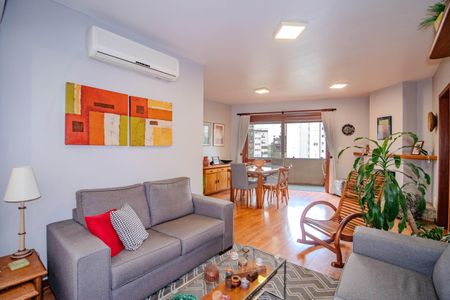 Apartamento à venda com 134m², 3 quartos e 2 vagas Apartamento à venda com 134m², 3 quartos e 2 vagasSala