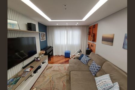 Casa à venda com 173m², 4 quartos e 3 vagas Casa à venda com 173m², 4 quartos e 3 vagasSala