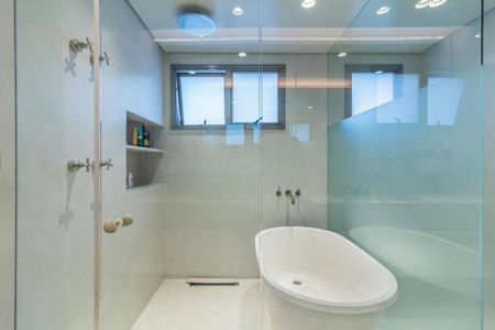 Apartamento à venda com 275m², 3 quartos e 4 vagas