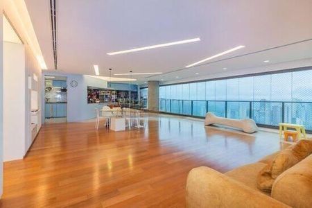 Apartamento à venda com 275m², 3 quartos e 4 vagas