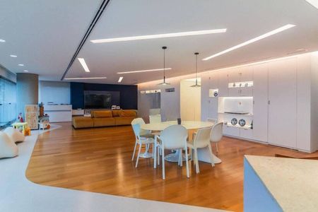 Apartamento à venda com 275m², 3 quartos e 4 vagas