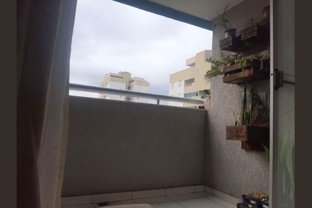 Apartamento à venda com 77m², 3 quartos e 2 vagas
