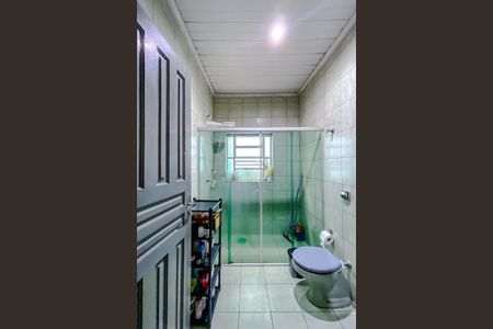 Casa à venda com 152m², 2 quartos e 2 vagasBanheiro