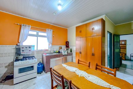 Casa à venda com 152m², 2 quartos e 2 vagasCozinha