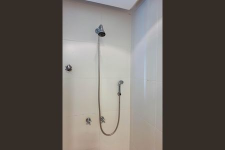 Apartamento à venda com 120m², 3 quartos e 1 vaga Apartamento à venda com 120m², 3 quartos e 1 vagaBanheiro Social