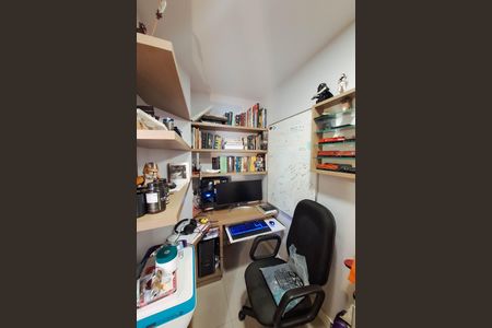 Apartamento à venda com 120m², 3 quartos e 1 vaga Apartamento à venda com 120m², 3 quartos e 1 vagaEscritório