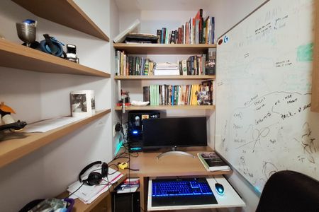 Apartamento à venda com 120m², 3 quartos e 1 vaga Apartamento à venda com 120m², 3 quartos e 1 vagaEscritório