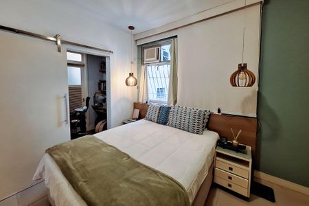 Apartamento à venda com 120m², 3 quartos e 1 vaga Apartamento à venda com 120m², 3 quartos e 1 vagaSuíte