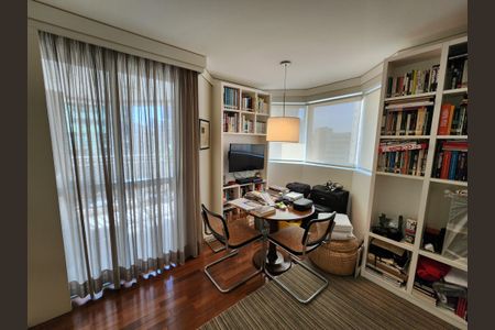 Apartamento à venda com 42m², 1 quarto e 1 vagaSala