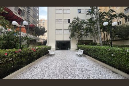Apartamento à venda com 75m², 2 quartos e 1 vaga Apartamento à venda com 75m², 2 quartos e 1 vagaEntrada