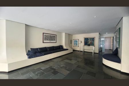 Apartamento à venda com 75m², 2 quartos e 1 vaga Apartamento à venda com 75m², 2 quartos e 1 vagaHall de entrada