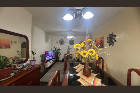 Apartamento à venda com 75m², 2 quartos e 1 vaga Apartamento à venda com 75m², 2 quartos e 1 vagaSala de Jantar