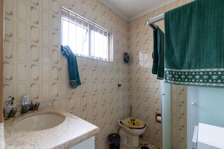Casa à venda com 200m², 4 quartos e 3 vagas Casa à venda com 200m², 4 quartos e 3 vagasBanheiro da Suíte