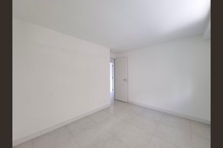 Apartamento à venda com 107m², 3 quartos e 2 vagas Apartamento à venda com 107m², 3 quartos e 2 vagasQuarto 2