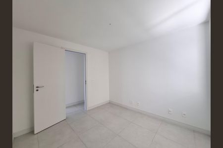 Apartamento à venda com 107m², 3 quartos e 2 vagas Apartamento à venda com 107m², 3 quartos e 2 vagasQuarto 1