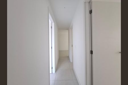 Apartamento à venda com 107m², 3 quartos e 2 vagas Apartamento à venda com 107m², 3 quartos e 2 vagasCorredor