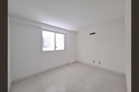 Apartamento à venda com 107m², 3 quartos e 2 vagas Apartamento à venda com 107m², 3 quartos e 2 vagasQuarto 2