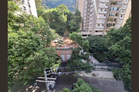 Apartamento à venda com 107m², 3 quartos e 2 vagas Apartamento à venda com 107m², 3 quartos e 2 vagasVista da varanda