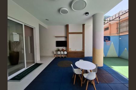 Apartamento à venda com 107m², 3 quartos e 2 vagas Apartamento à venda com 107m², 3 quartos e 2 vagasBrinquedoteca
