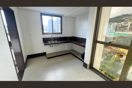 Apartamento à venda com 88m², 3 quartos e 2 vagas Apartamento à venda com 88m², 3 quartos e 2 vagasCozinha