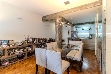 Apartamento à venda com 117m², 1 quarto e 1 vagaSala