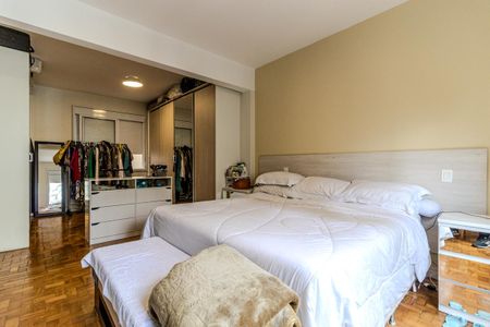 Apartamento à venda com 117m², 1 quarto e 1 vagaSuíte