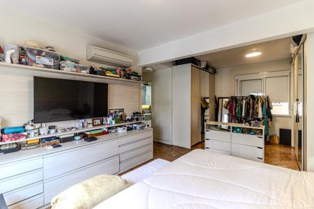 Apartamento à venda com 117m², 1 quarto e 1 vagaSuíte