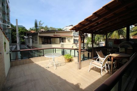 Casa à venda com 130m², 2 quartos e 1 vagaÁrea Externa