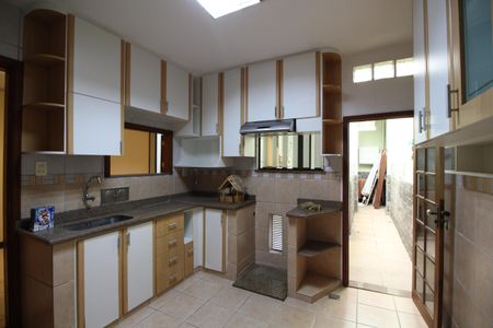 Casa à venda com 130m², 2 quartos e 1 vagaCozinha