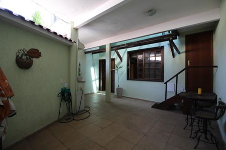 Casa à venda com 130m², 2 quartos e 1 vagaGaragem
