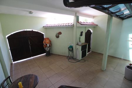 Casa à venda com 130m², 2 quartos e 1 vagaGaragem