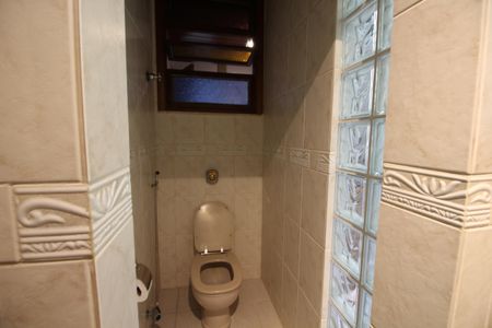 Casa à venda com 130m², 2 quartos e 1 vagaLavabo