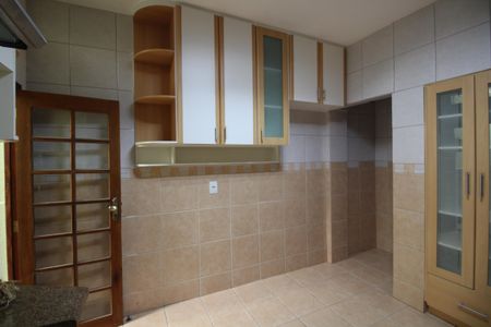 Casa à venda com 130m², 2 quartos e 1 vagaCozinha