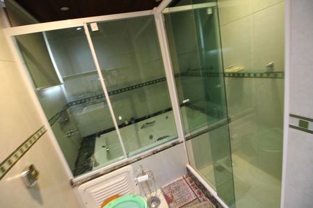 Casa à venda com 130m², 2 quartos e 1 vagaSuíte 1 Banheiro