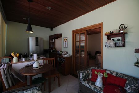Casa à venda com 130m², 2 quartos e 1 vagaVaranda