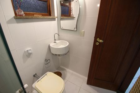 Casa à venda com 130m², 2 quartos e 1 vagaSuíte 2 Banheiro