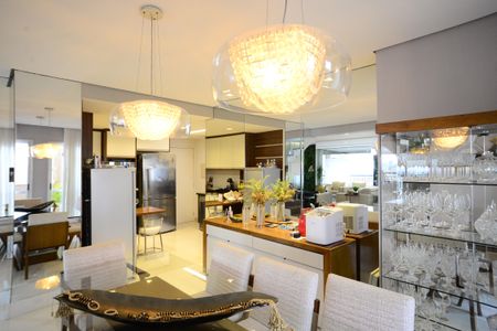 Apartamento à venda com 216m², 3 quartos e 4 vagasSala de Jantar