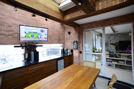 Apartamento à venda com 216m², 3 quartos e 4 vagasVaranda gourmet