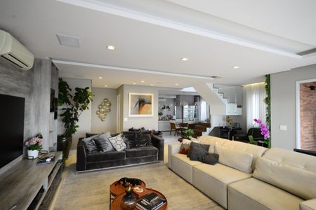 Apartamento à venda com 216m², 3 quartos e 4 vagasSala