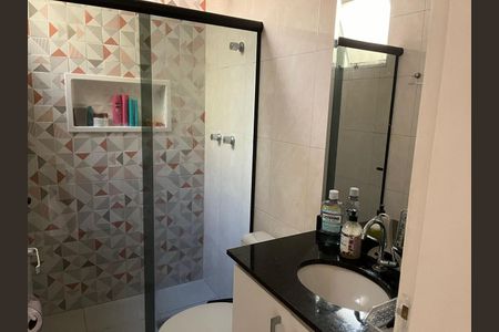 Casa à venda com 111m², 2 quartos e 2 vagas