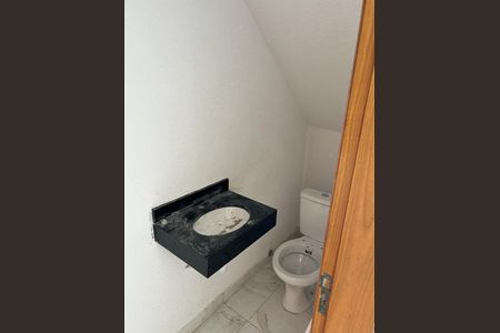 Casa à venda com 141m², 3 quartos e 2 vagas
