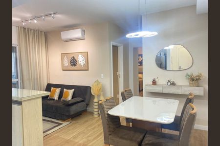 Apartamento à venda com 62m², 2 quartos e 1 vaga